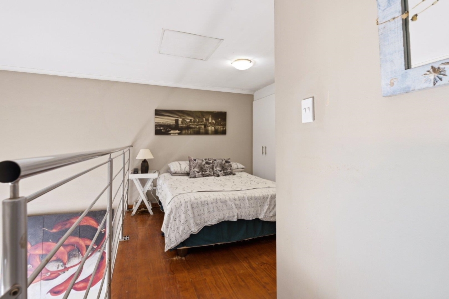 1 Bedroom Property for Sale in Sunridge Western Cape